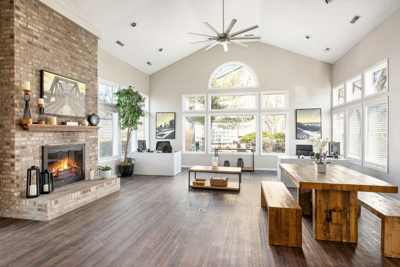 Columbus Apartment: 4711 Bay Run Dr.