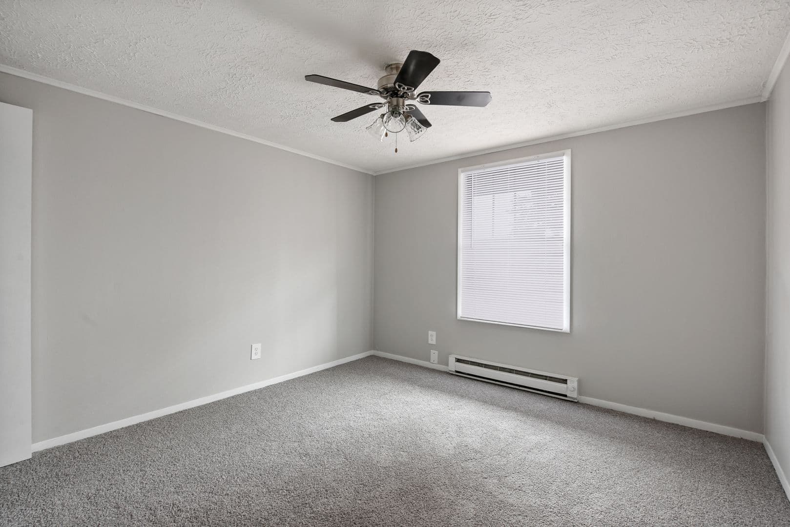 Reynoldsburg Apartment: 2760 Flag Lane