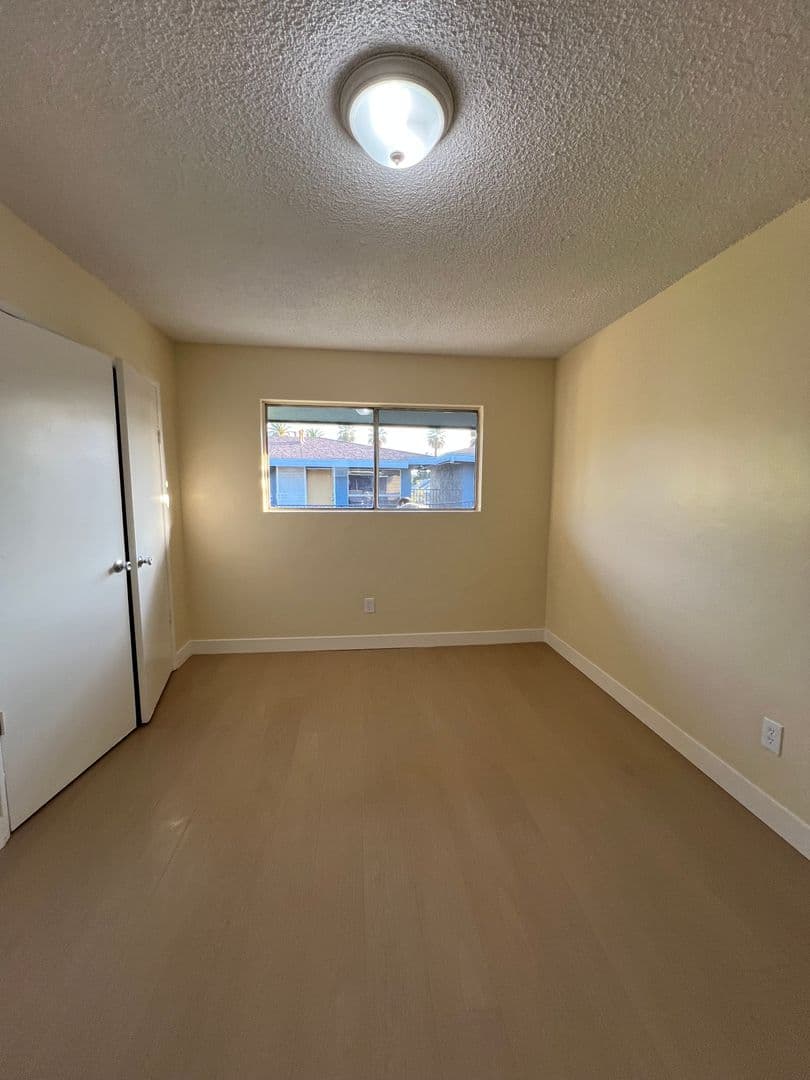 San Bernardino Apartment: 757 N. H Street