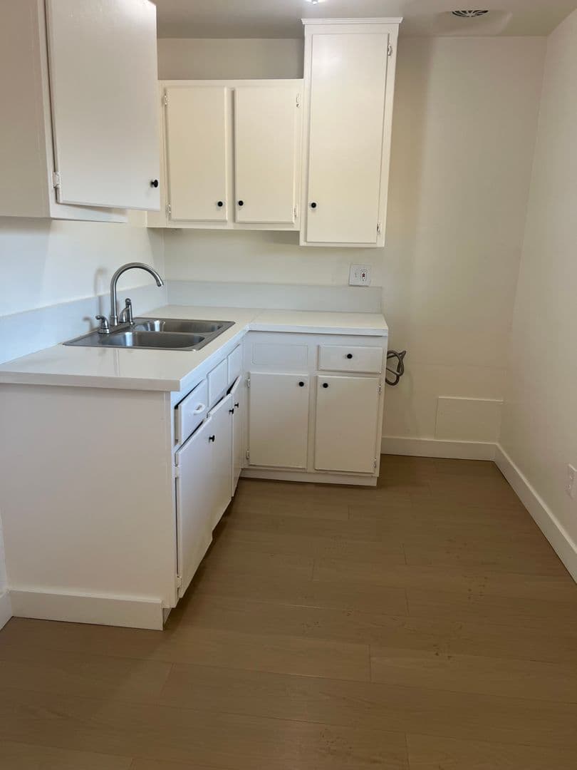 San Bernardino Apartment: 757 N. H Street
