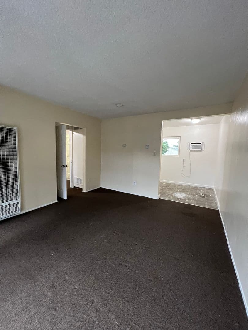 San Bernardino Apartment: 757 N. H Street