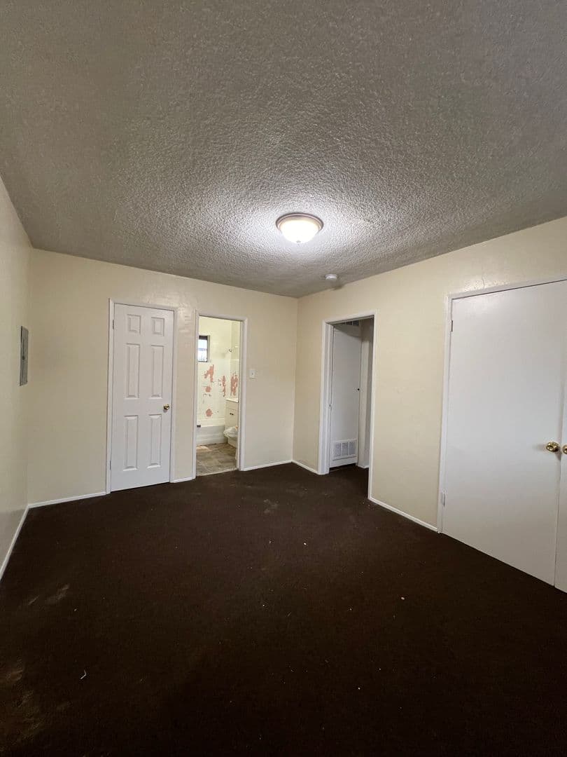 San Bernardino Apartment: 757 N. H Street