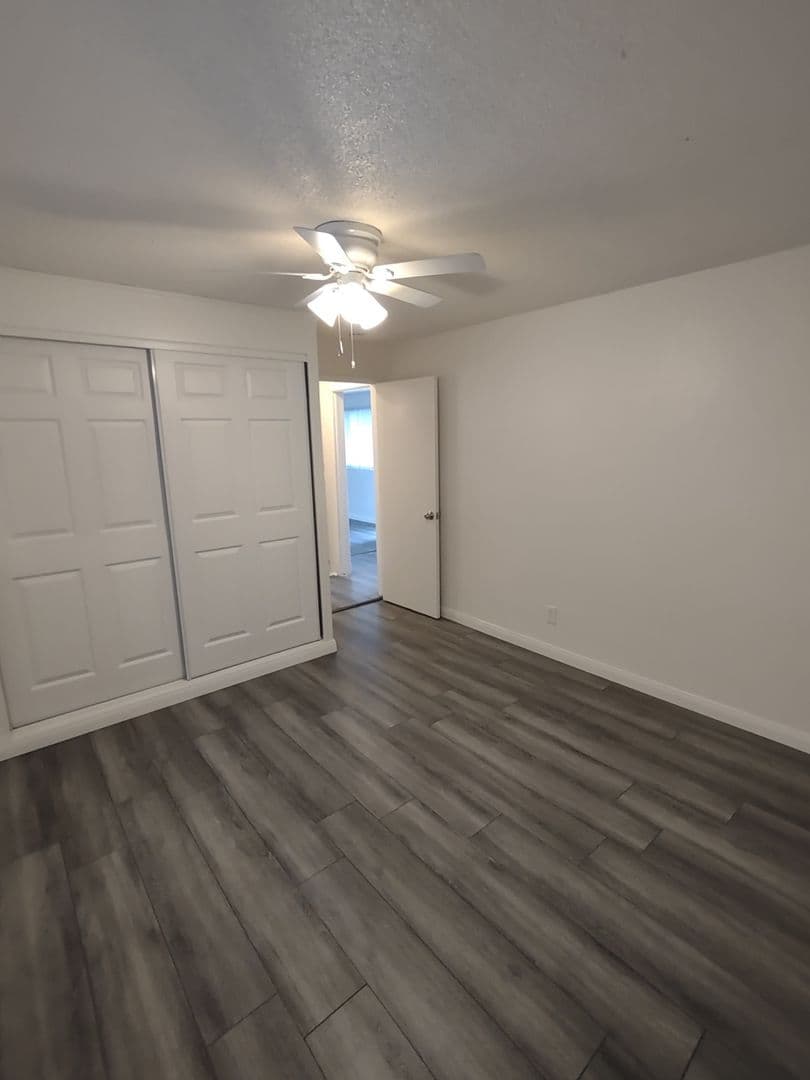 Riverside Apartment: 3508 Lou Ella Lane