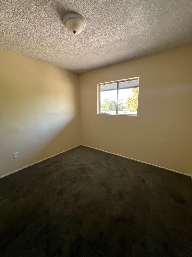 San Bernardino Apartment: 757 N. H Street