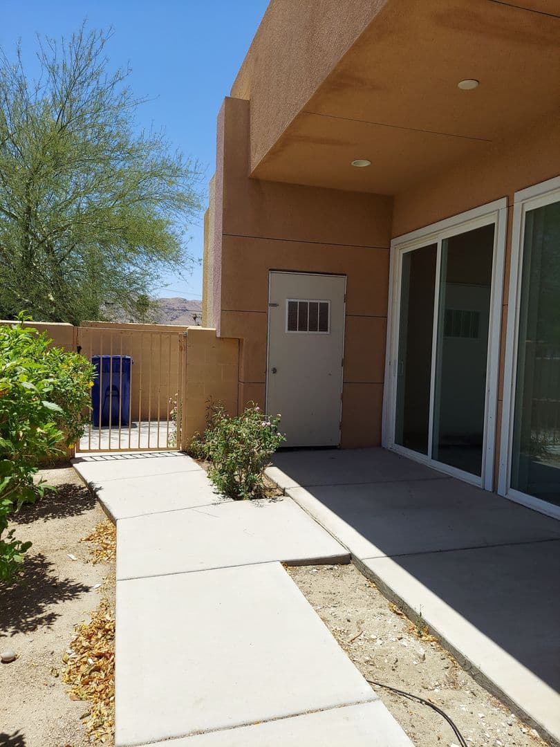Palm Springs Apartment: 3760 E. Calle De Carlos