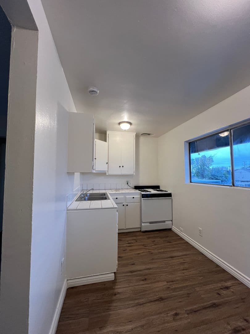 San Bernardino Apartment: 757 N. H Street