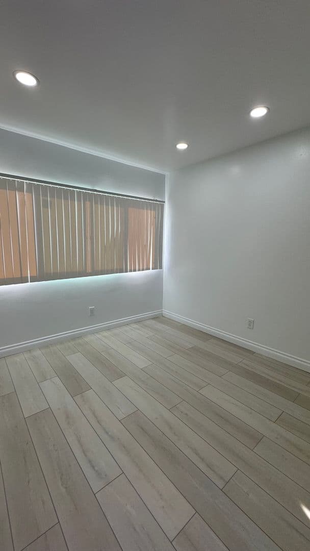 Torrance Apartment: 2107 Sepulveda