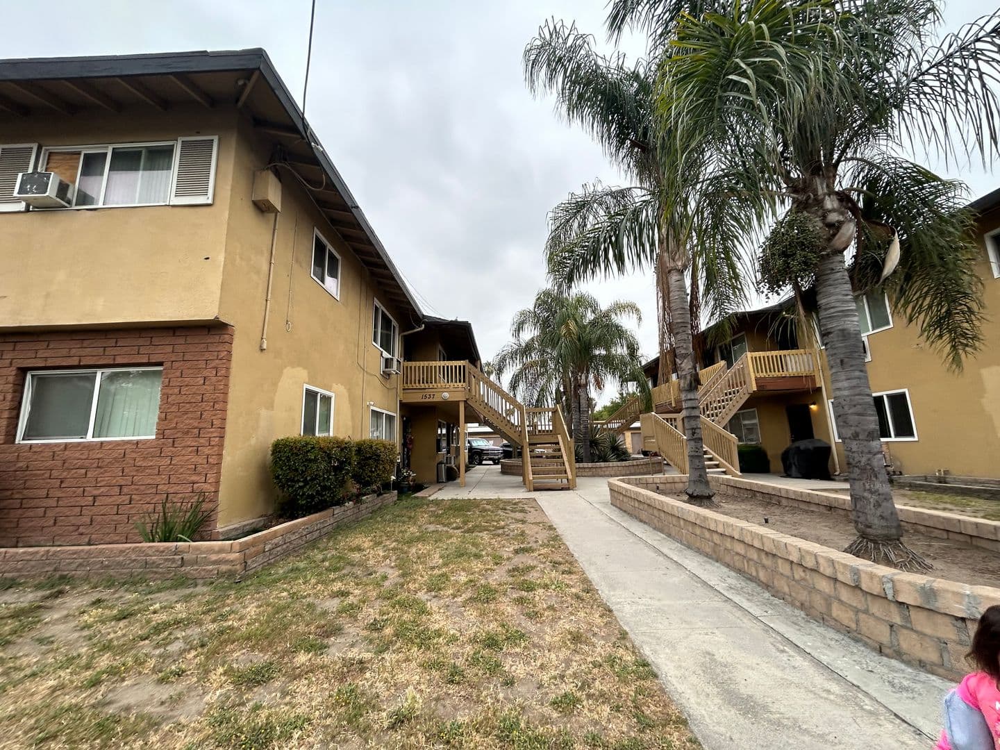 San Bernardino Apartment: 1521-1537 N. Sierra Way