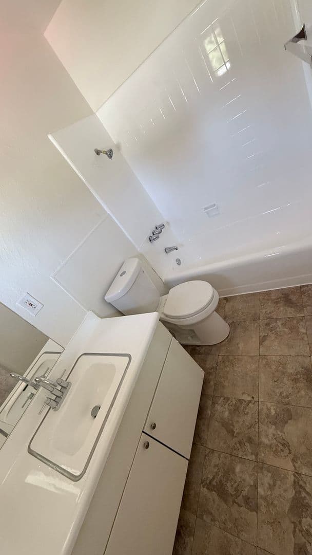 San Bernardino Apartment: 1521-1537 N. Sierra Way