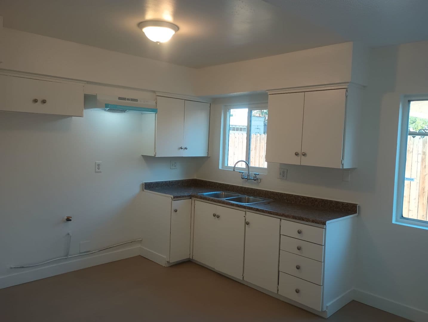 San Bernardino Apartment: 1521-1537 N. Sierra Way