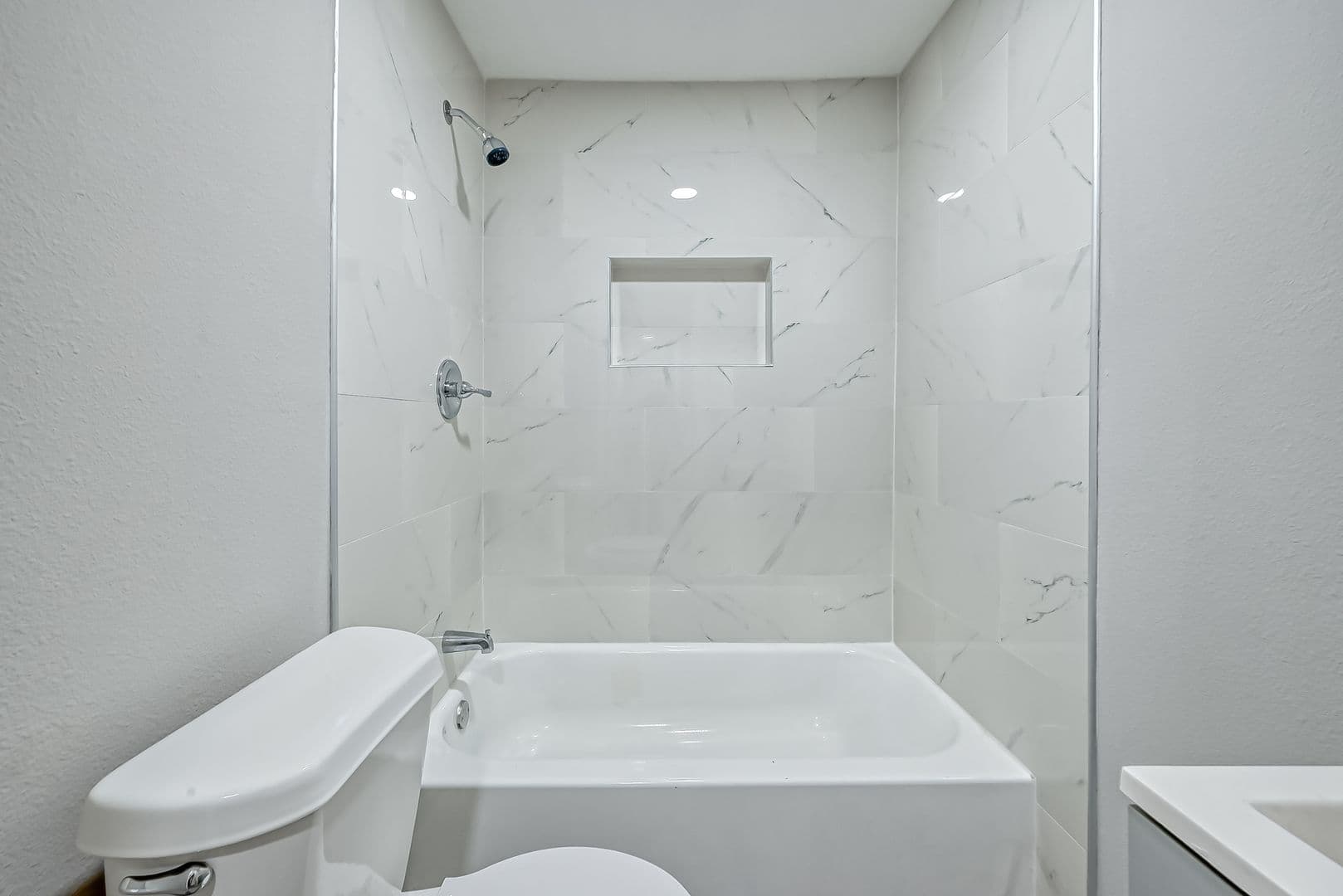 Houston Apartment: 3270-3274 Reeves St.
