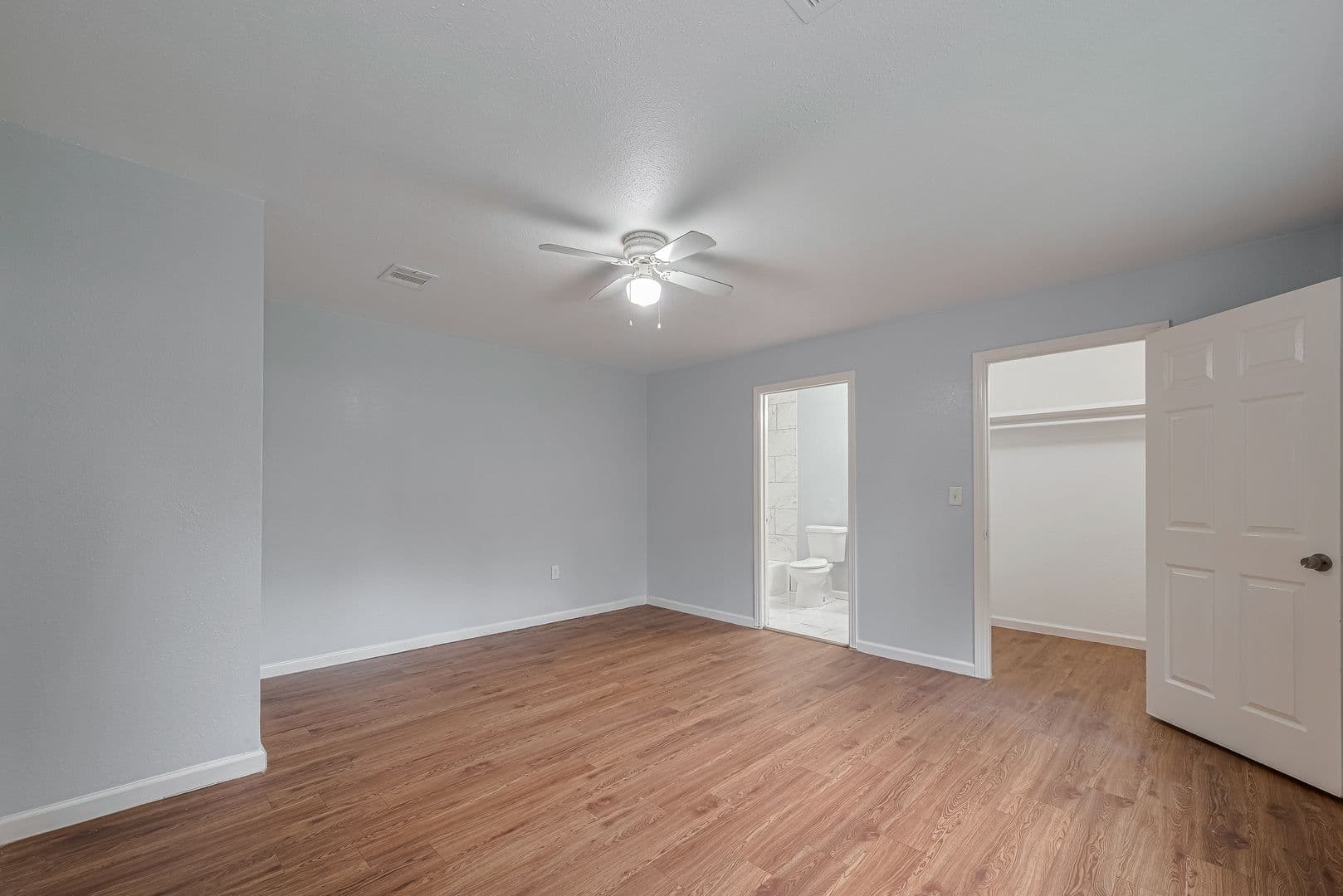 Houston House: 4906 Larkspur St.