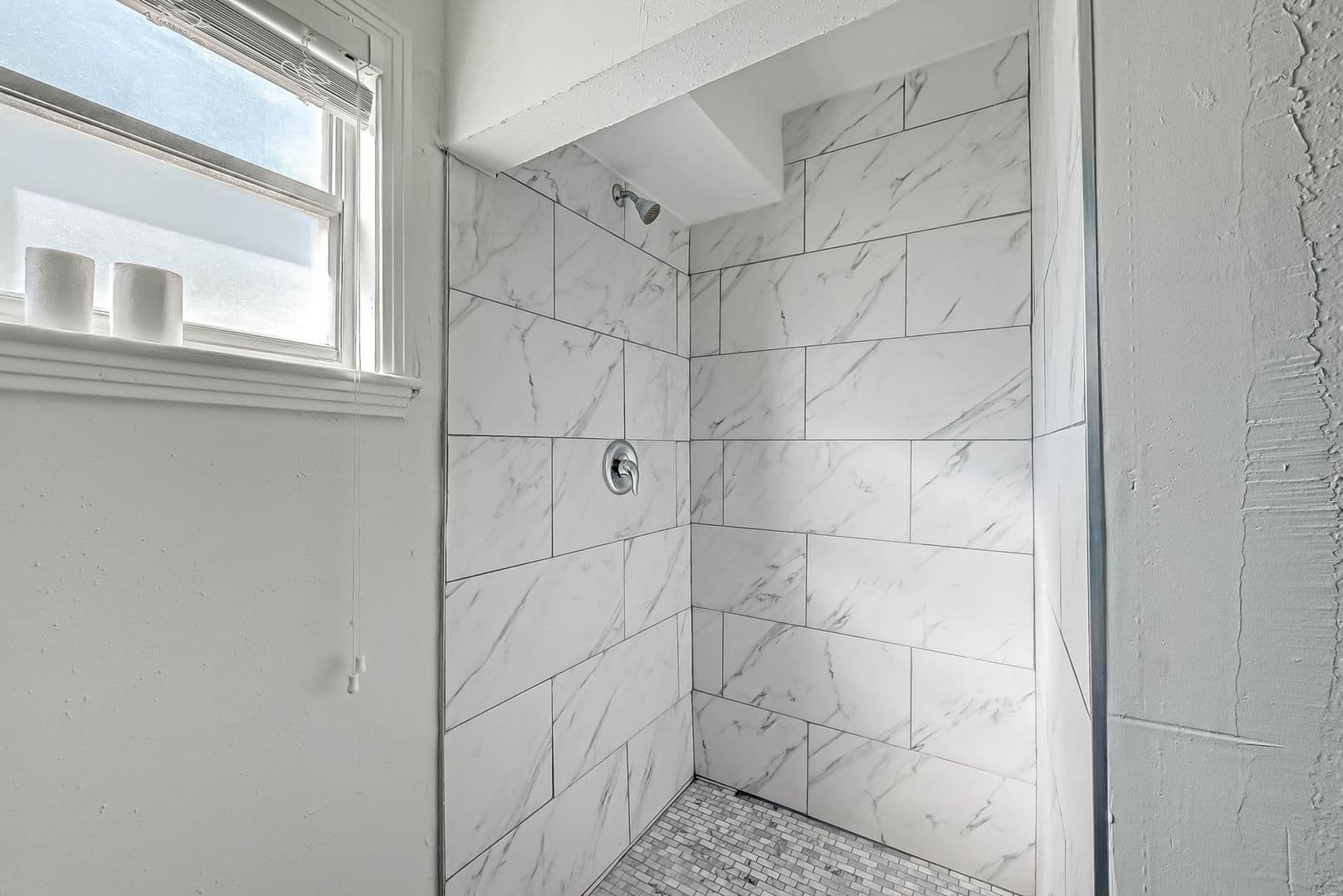 Houston Apartment: 2420 McDuffie St.