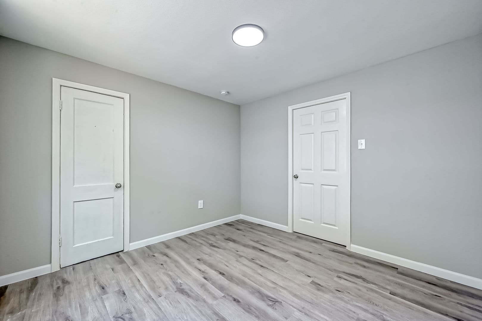 Houston Apartment: 3270-3274 Reeves St.