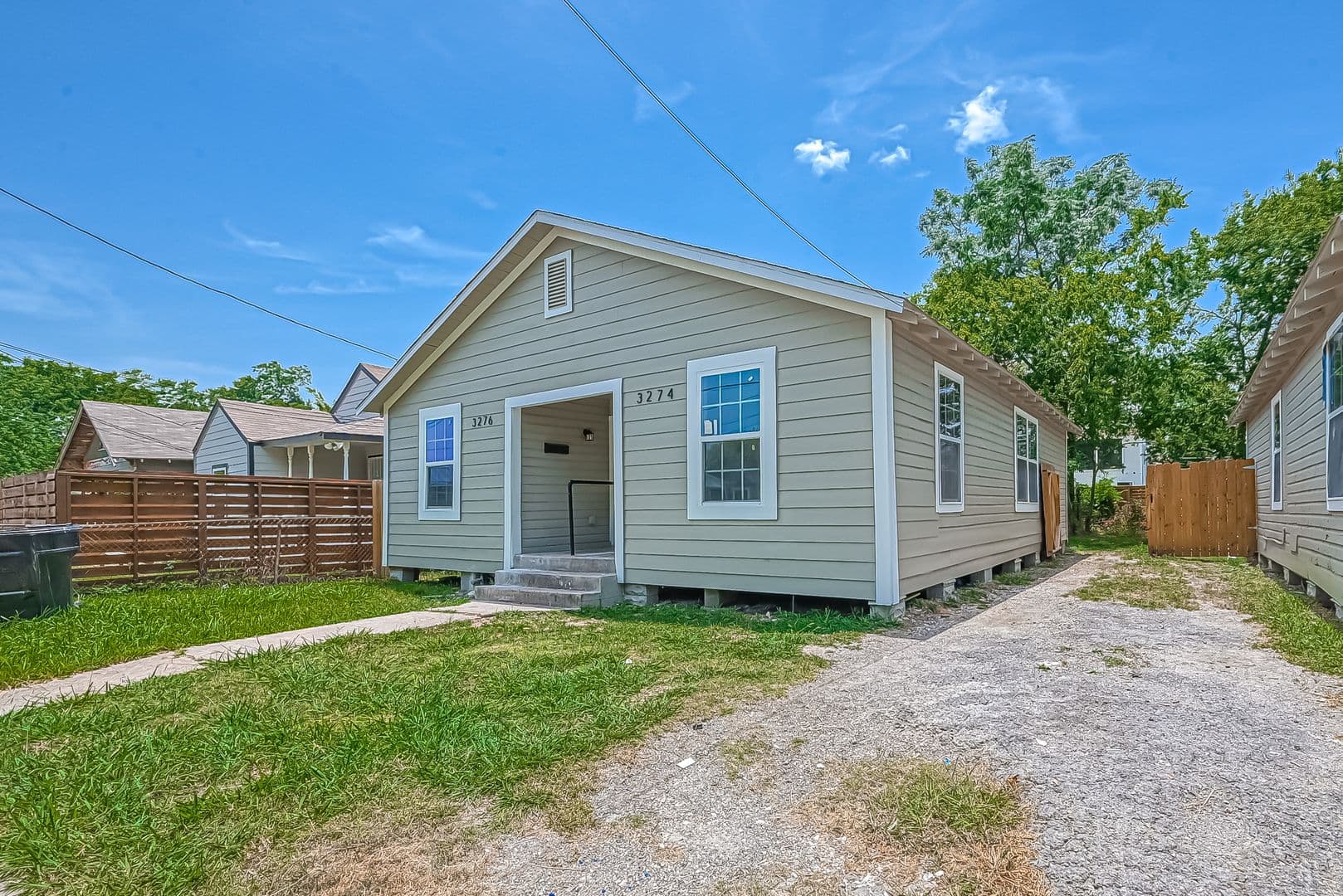 Houston Apartment: 3270-3274 Reeves St.
