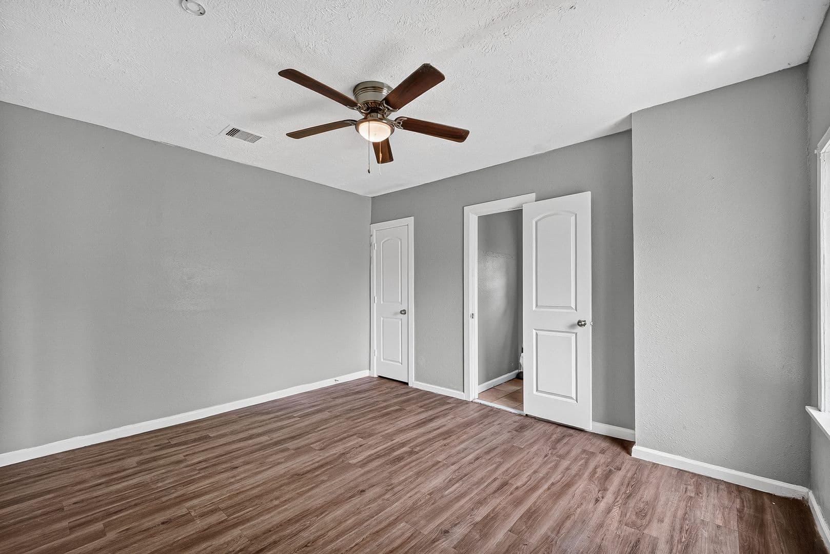 Houston House: 4118 Sunflower St.