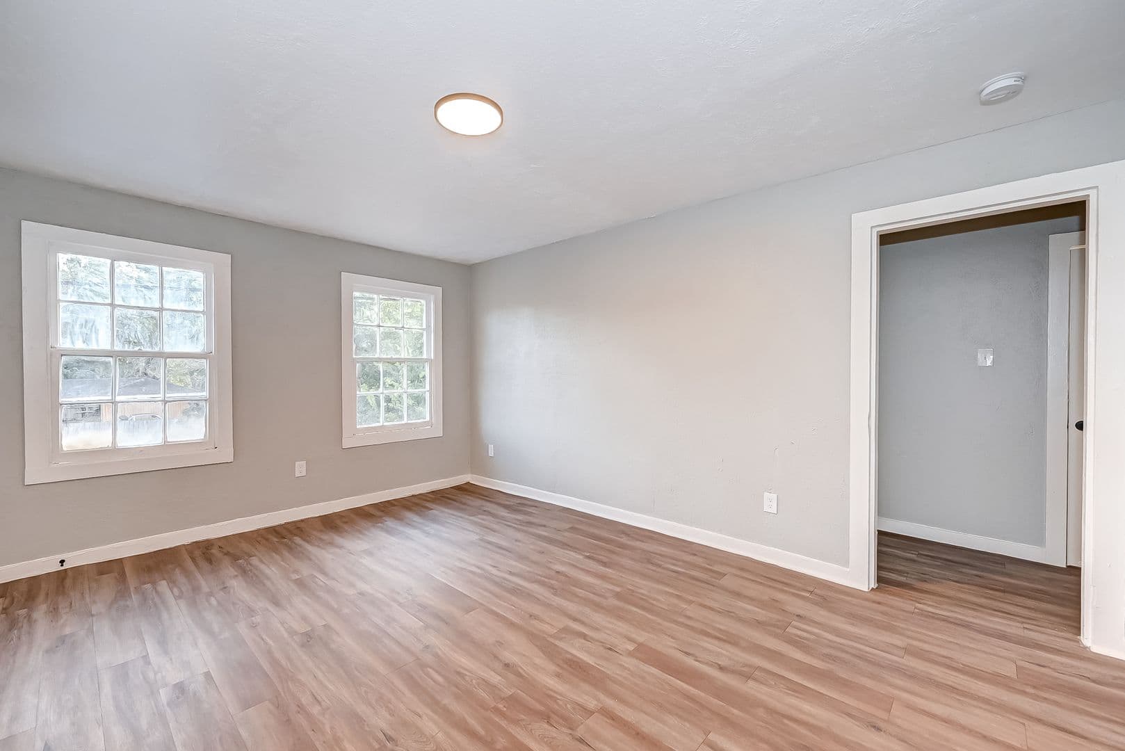 Houston Apartment: 6420 Conley St.