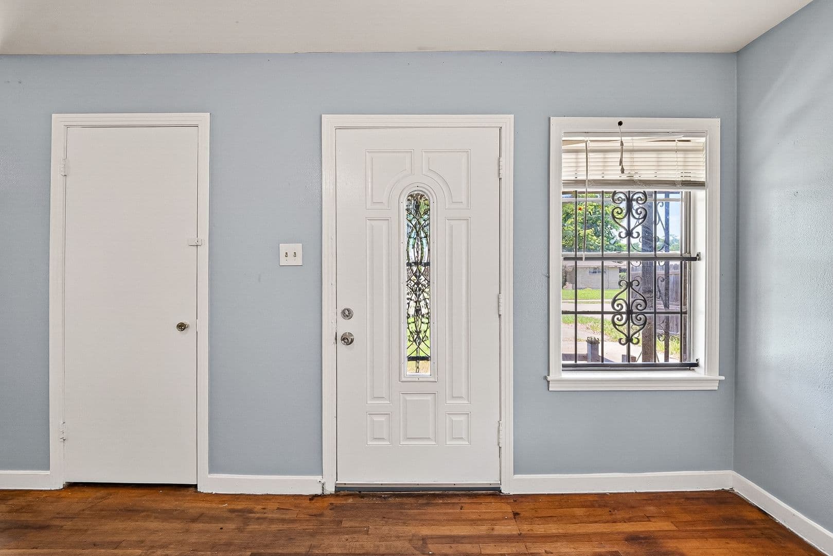 Houston House: 5934 Belmark St.