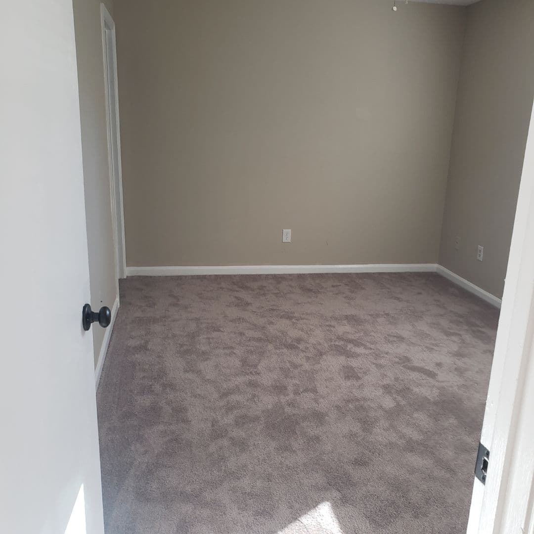 Garner Townhome: 302 Kentucky Drive