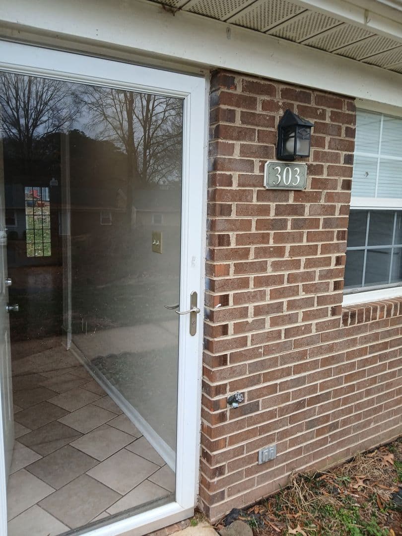 Garner Townhome: 303 Kentucky Drive