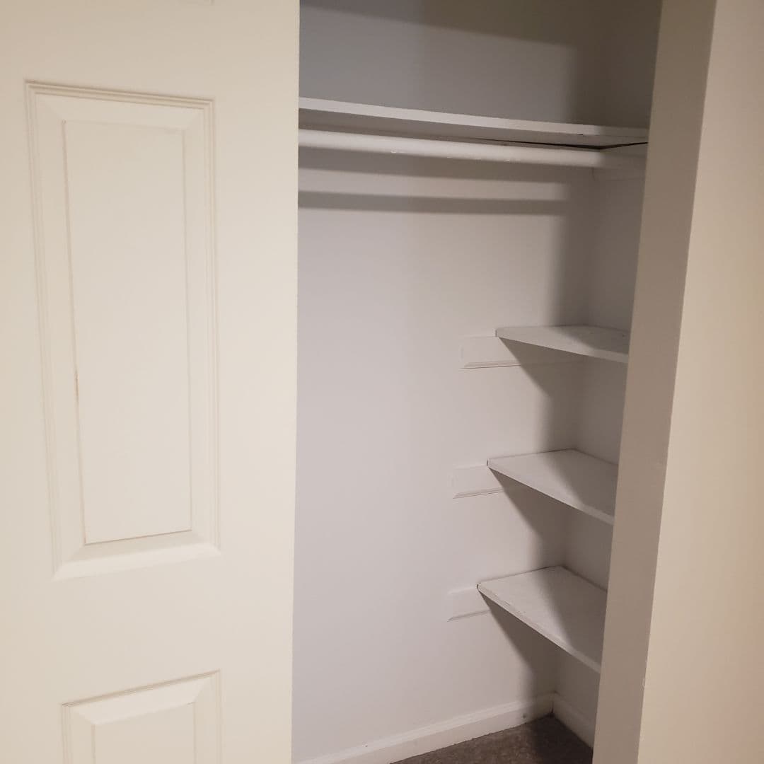 Garner Townhome: 302 Kentucky Drive