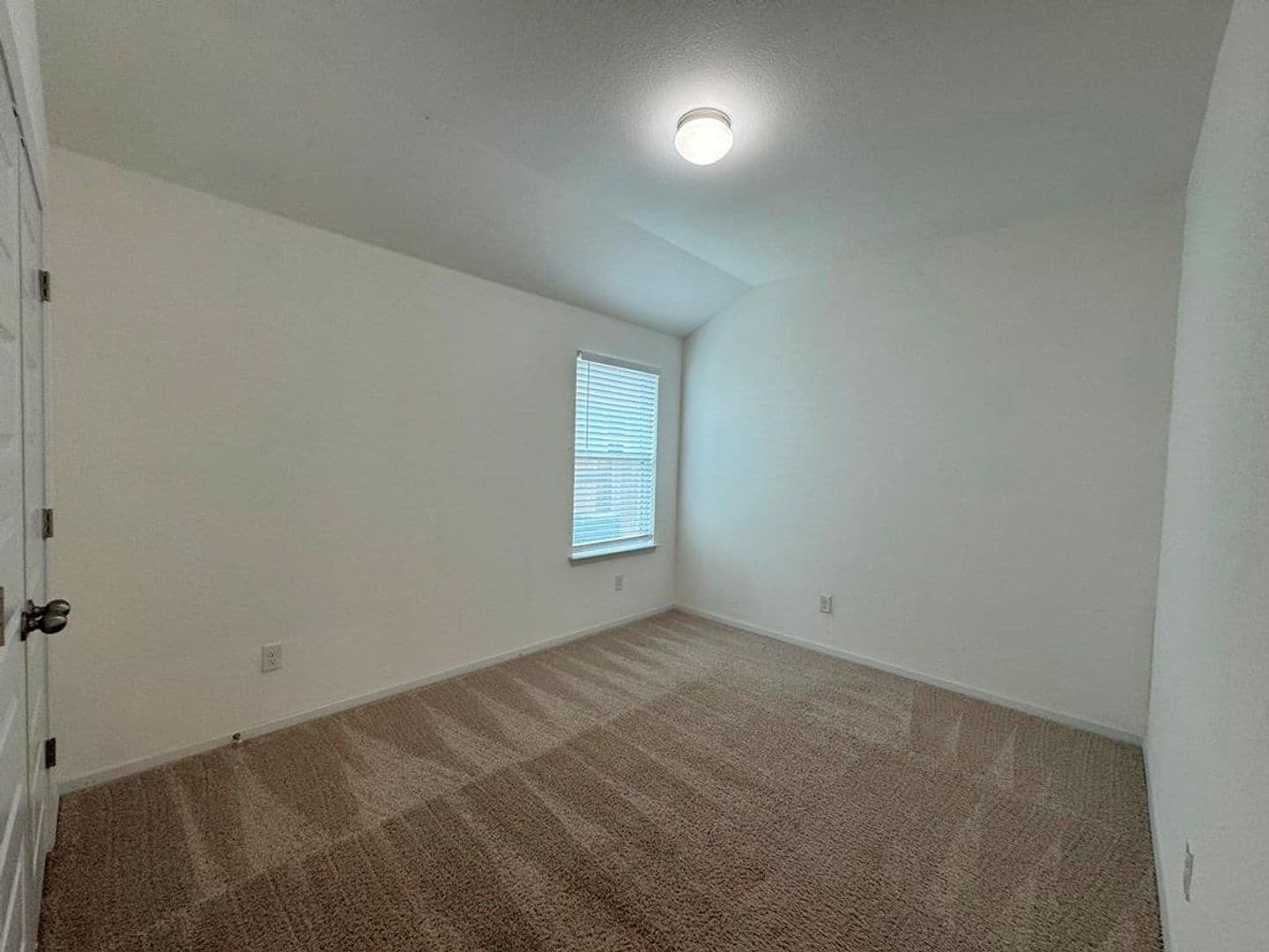 Bastrop House: 106 Watercourse Way