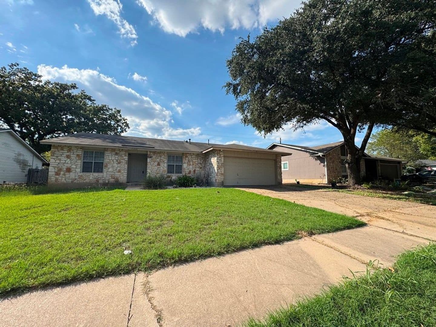 Austin House: 9208 Texas Oaks Dr.