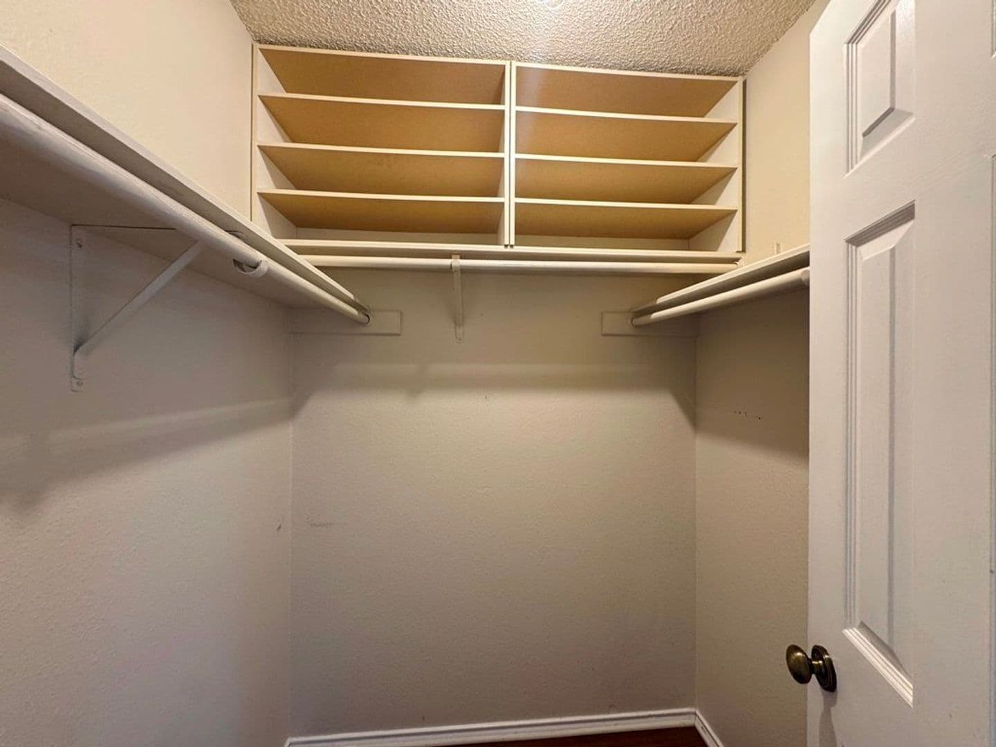 Austin Apartment: 8700 Clearbrook Trl.