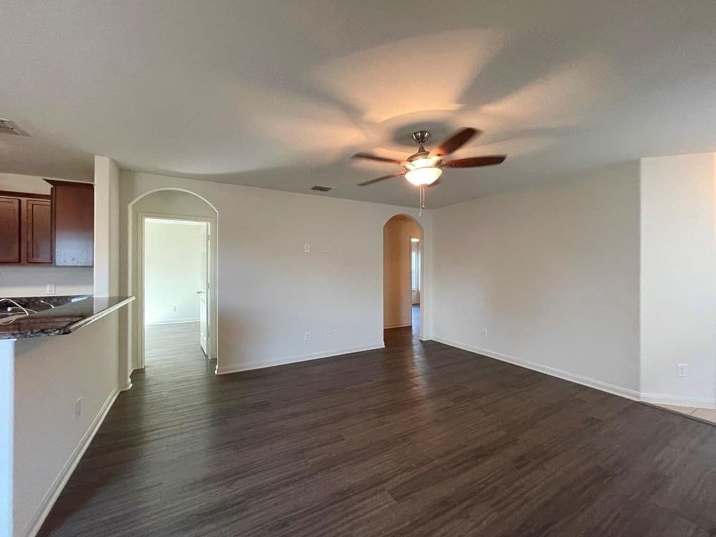 Jarrell House: 113 Robertson Lane