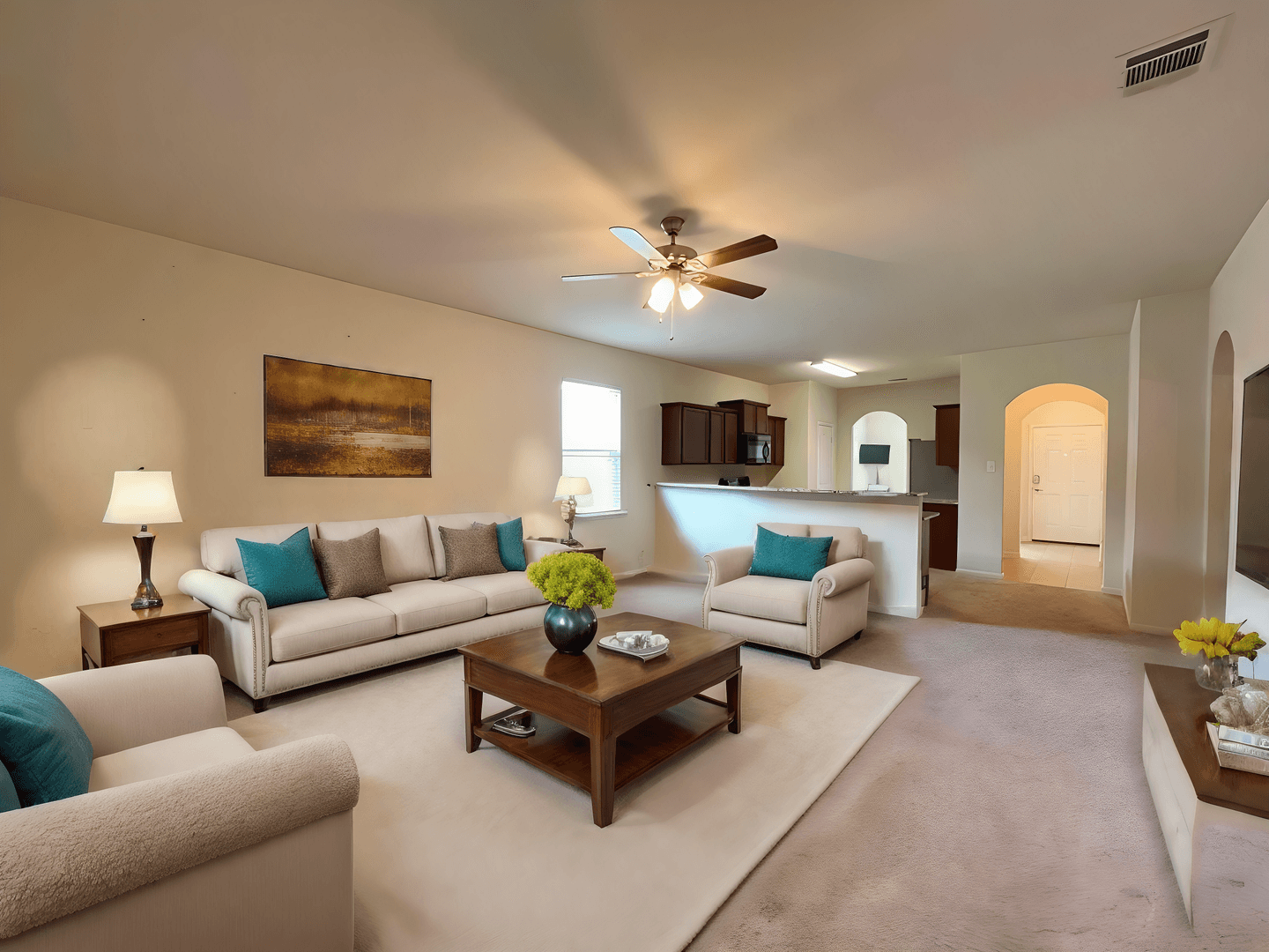 Jarrell House: 408 Farmer Ln