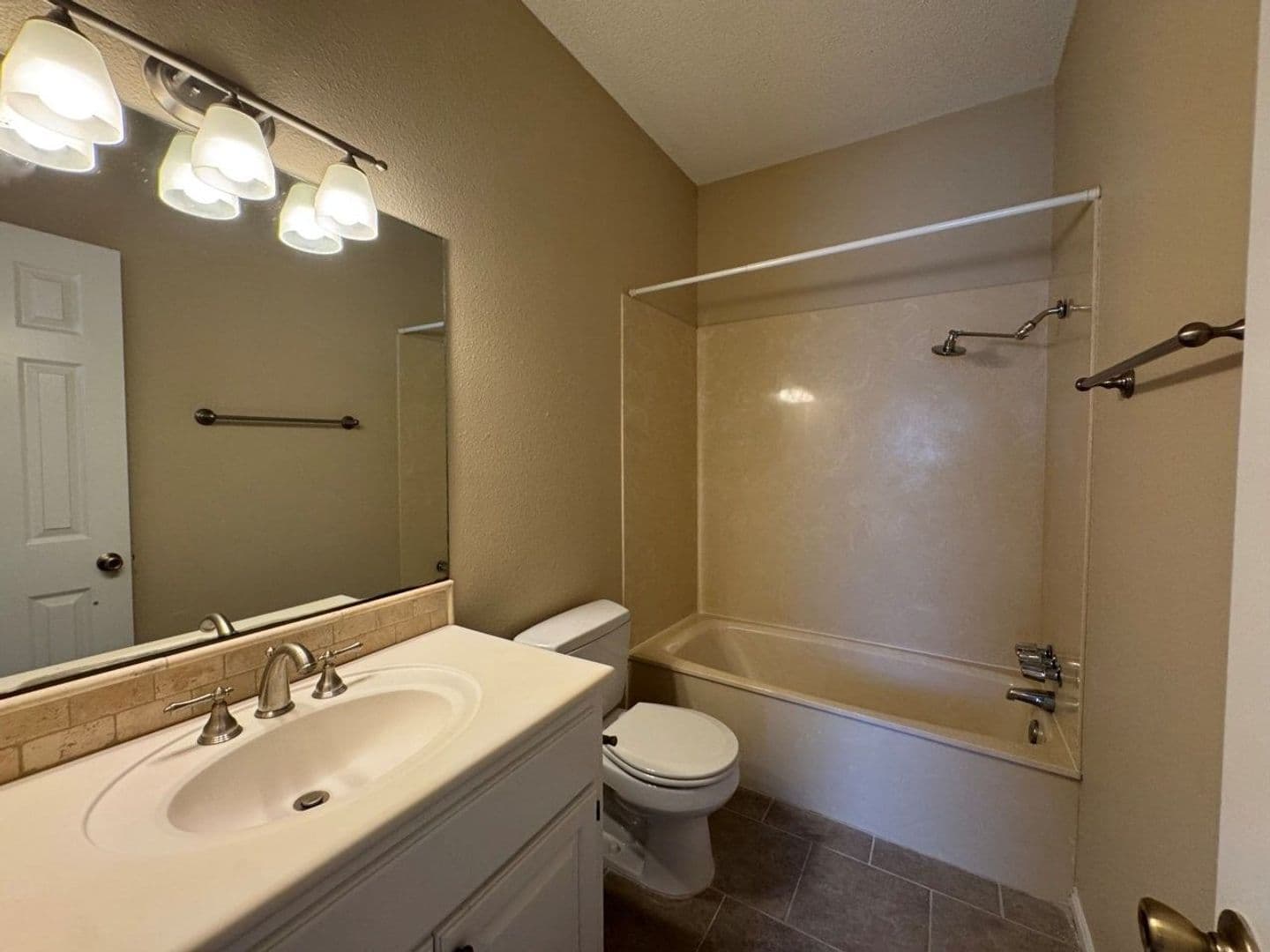 Austin House: 1307 Kinney Ave #161