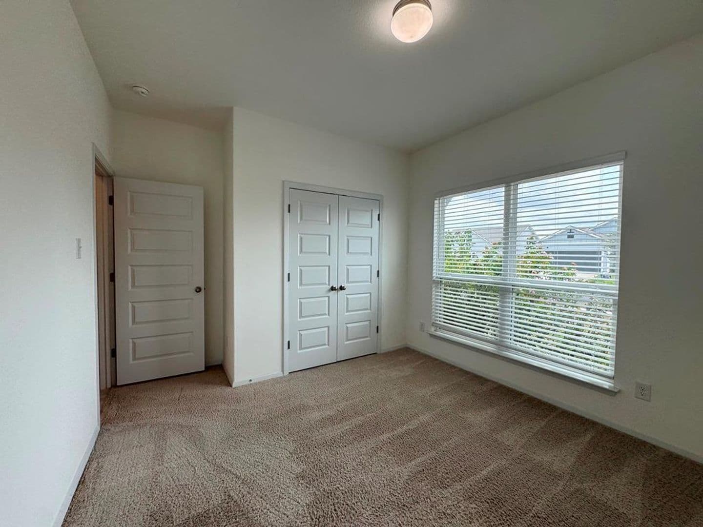 Bastrop House: 106 Watercourse Way