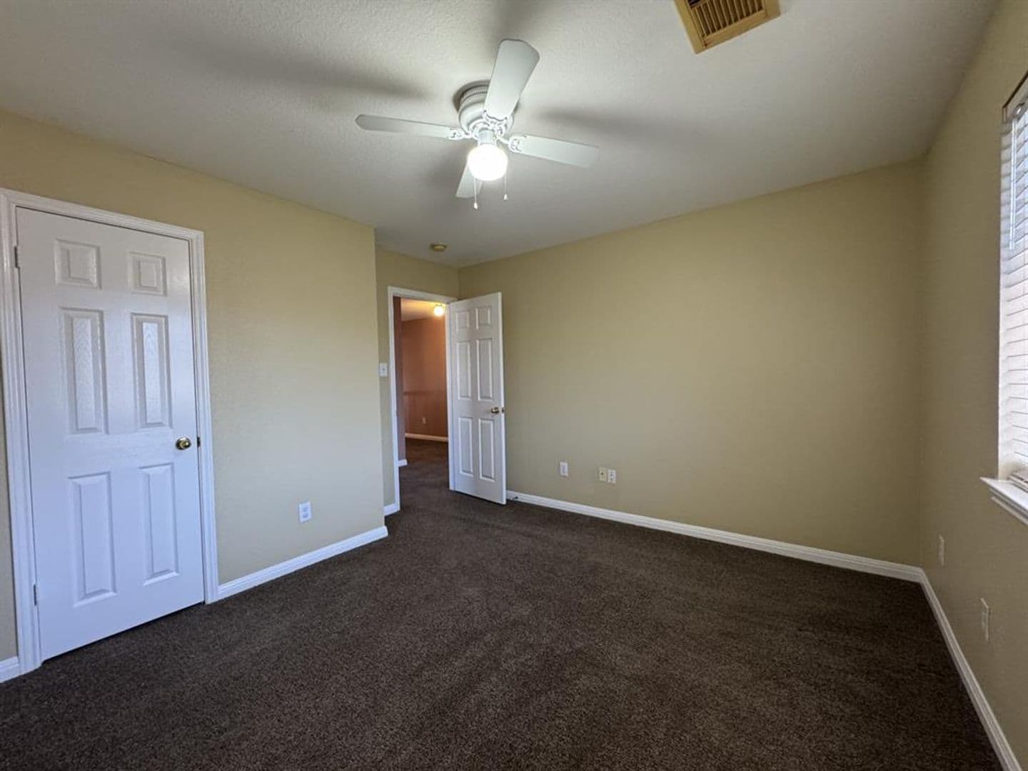 Austin House: 13504 Lathe Cove