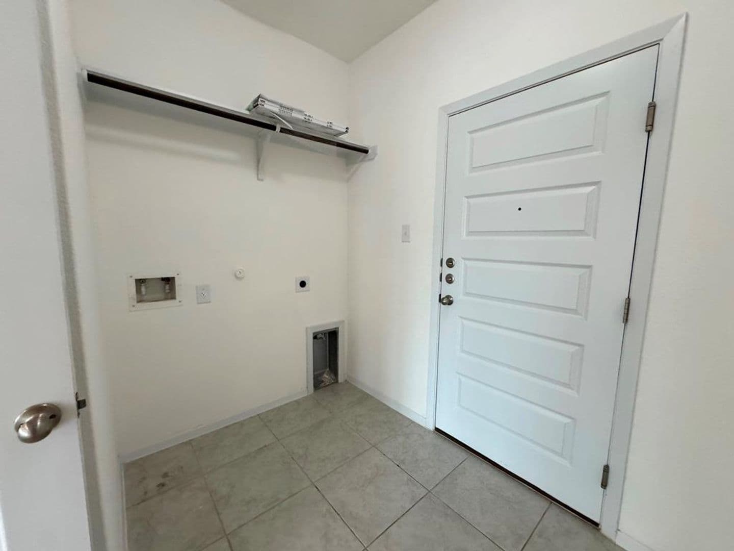 Bastrop House: 106 Watercourse Way