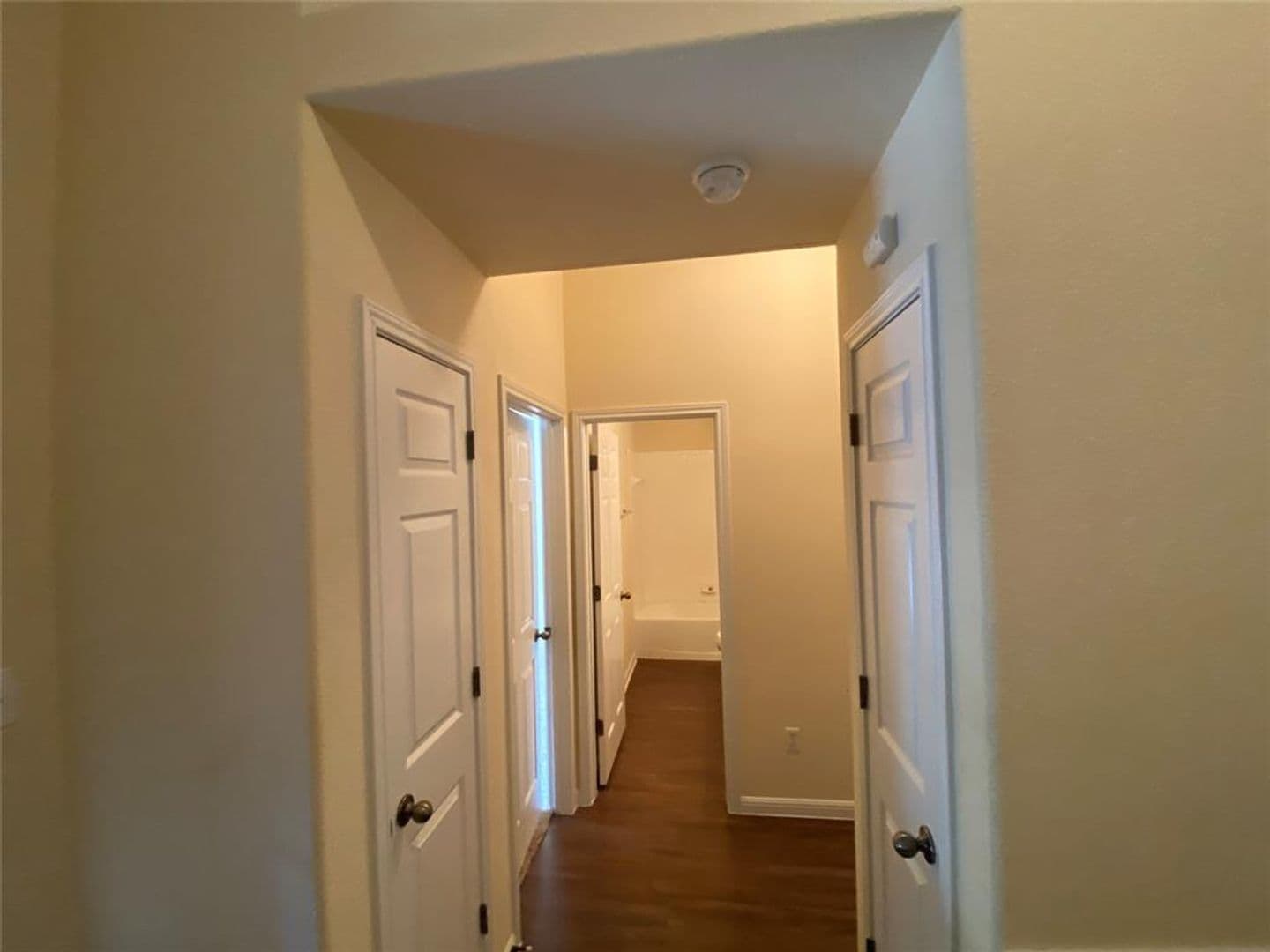 Round Rock House: 1002 Mesquite Hollow Pl.