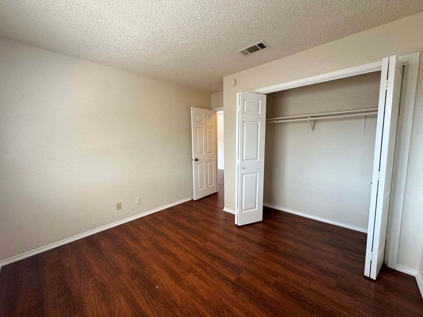 Austin Apartment: 8700 Clearbrook Trl.