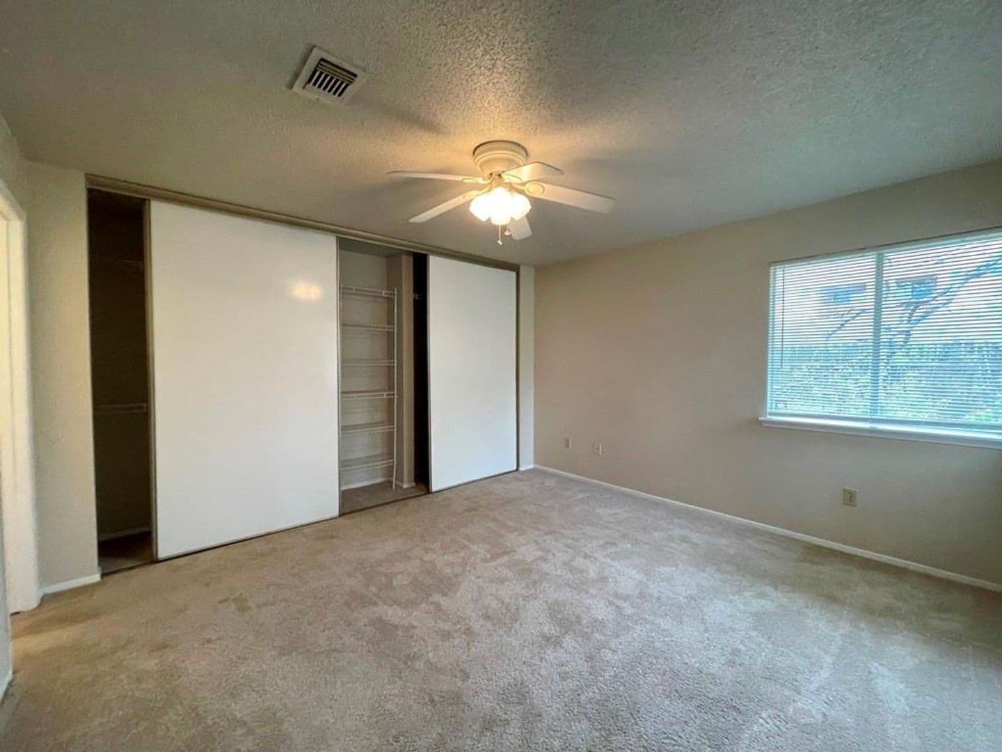 Austin House: 16719 Whitebrush Loop