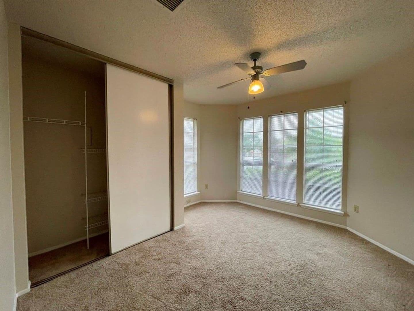 Austin House: 16719 Whitebrush Loop