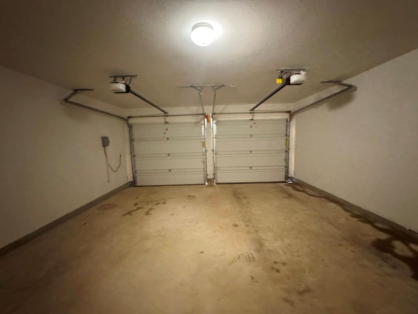 Bastrop House: 106 Watercourse Way