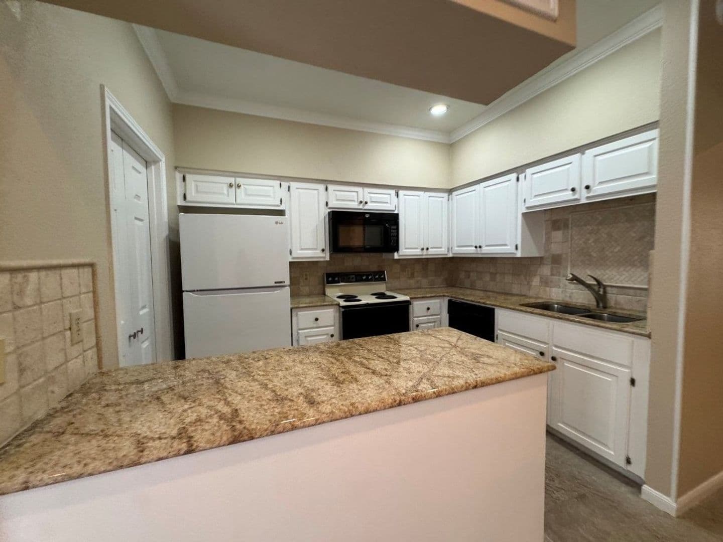 Austin House: 1307 Kinney Ave #161