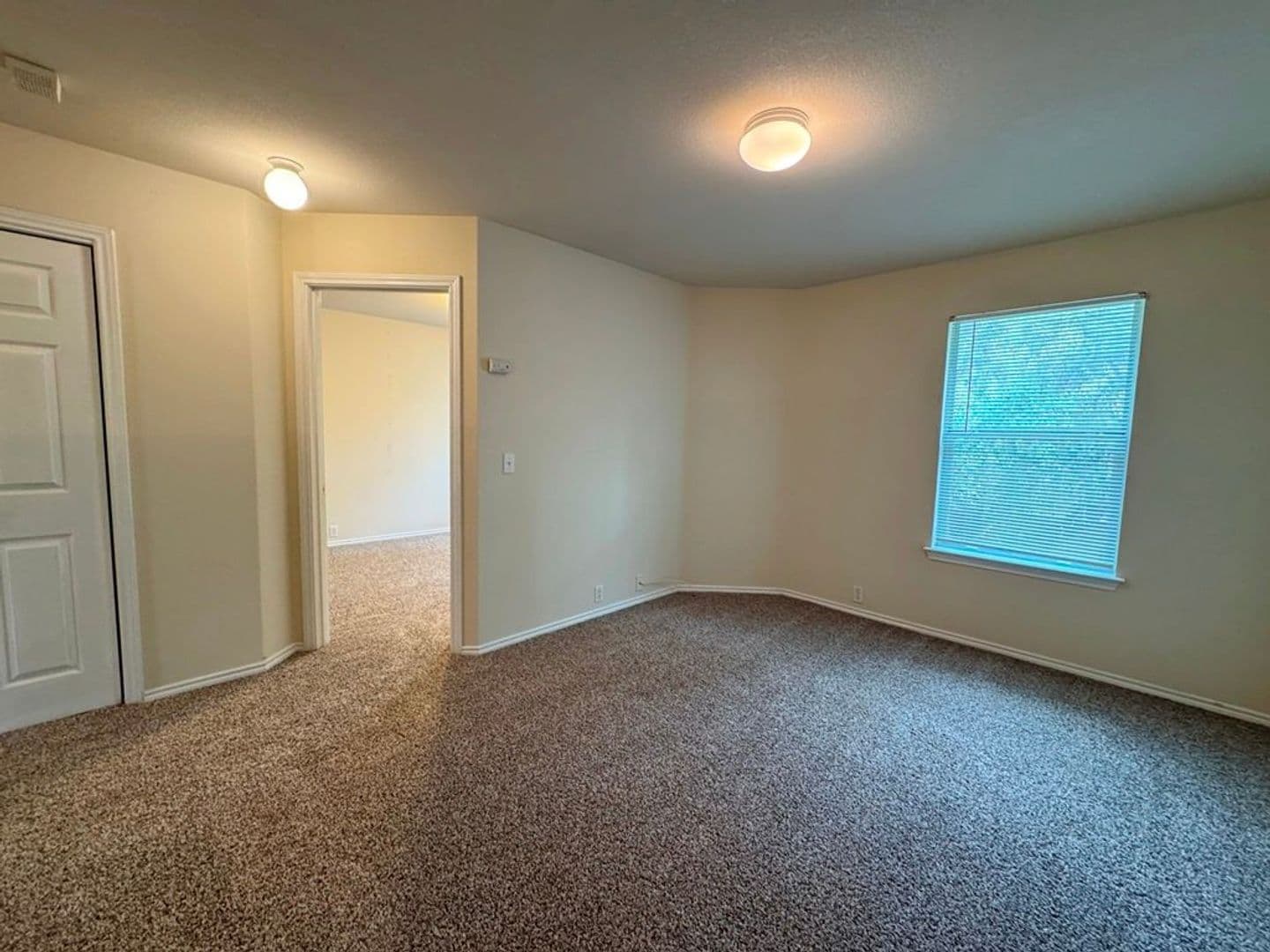 Kyle Apartment: 251A Utterback