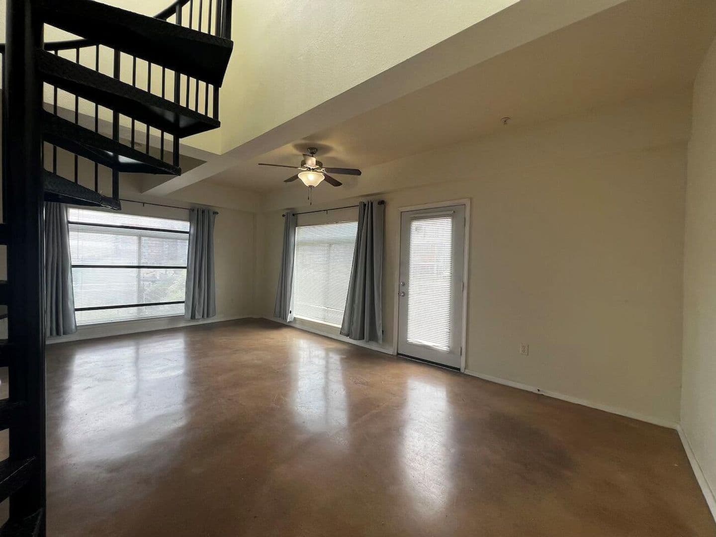 Austin Condo: 910 W 25TH St #607