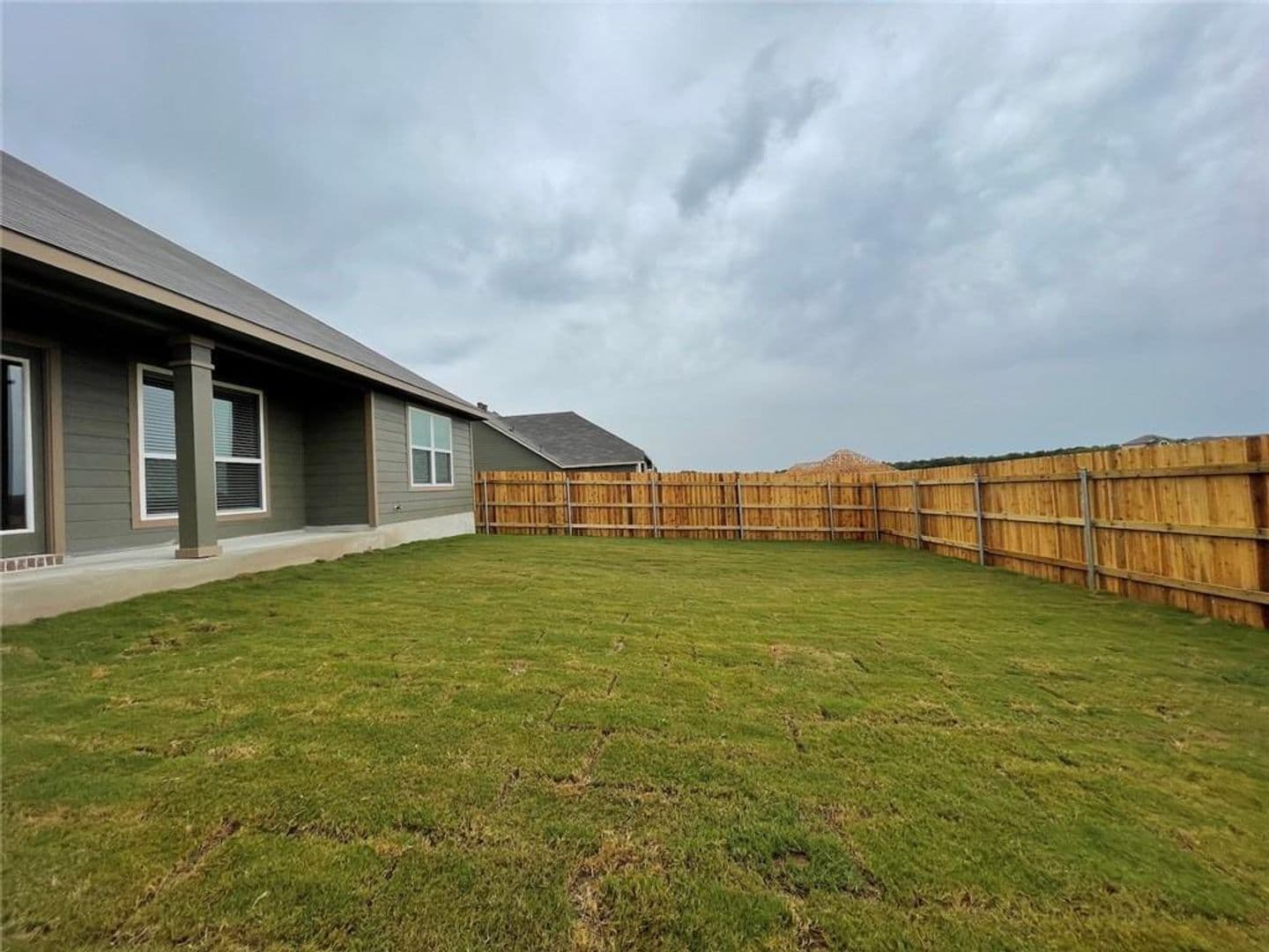 Temple House: 806 Hollyhock Dr