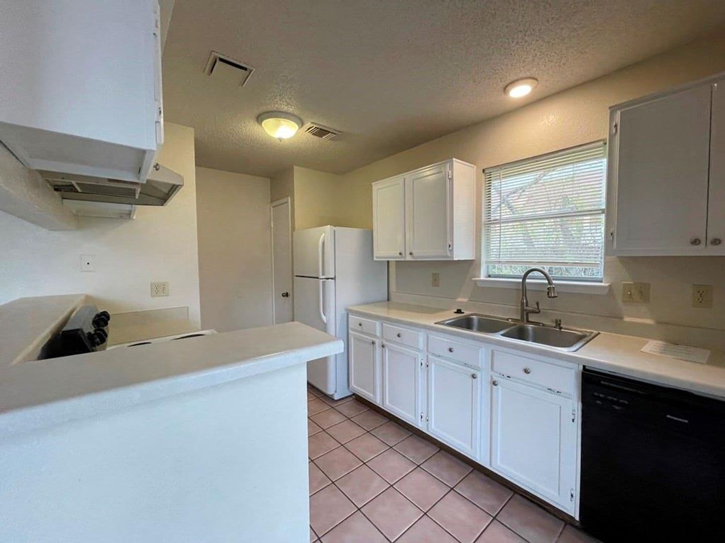 Austin House: 16719 Whitebrush Loop
