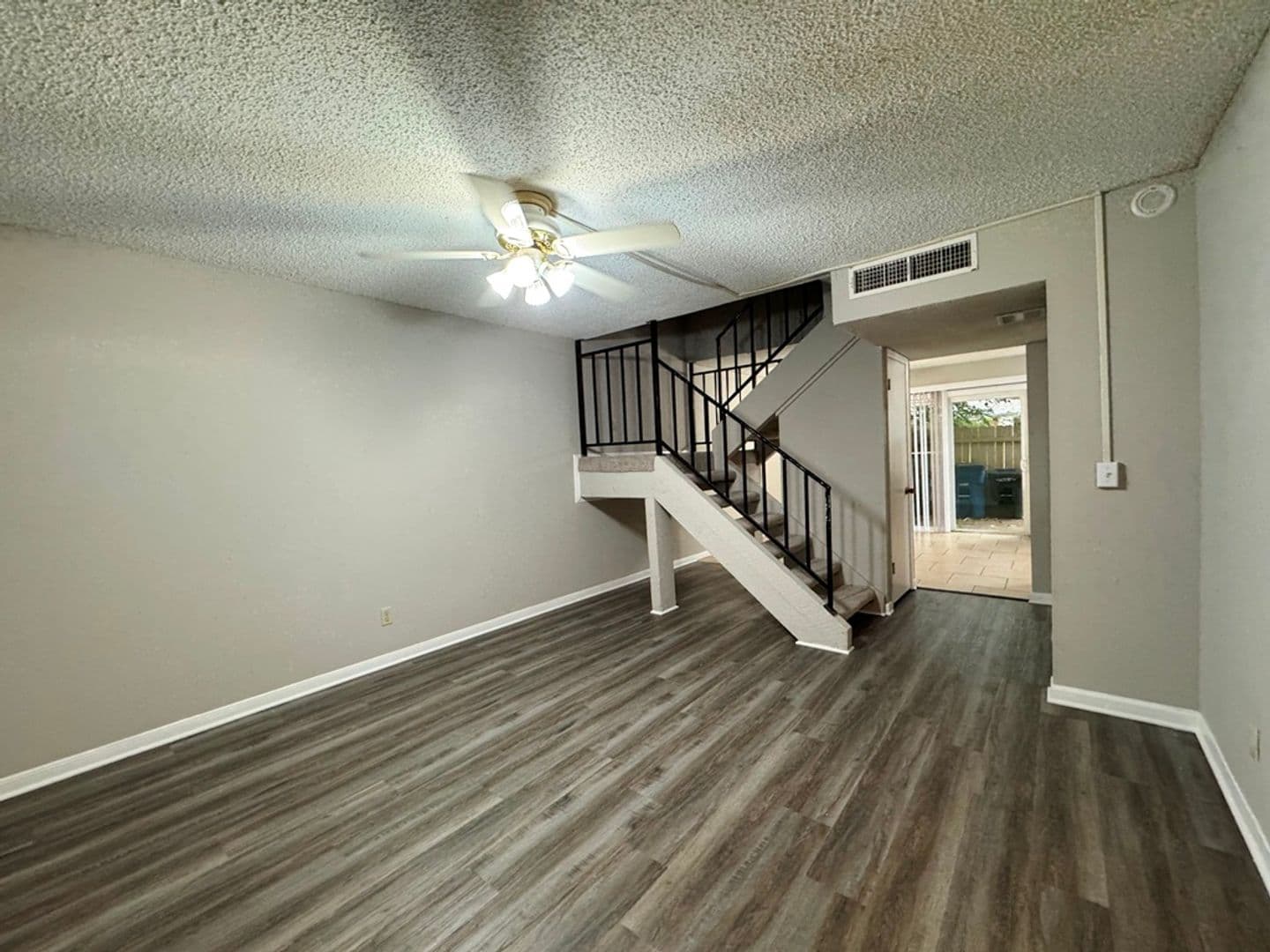 Austin House: 9502 Quail Village Ln.