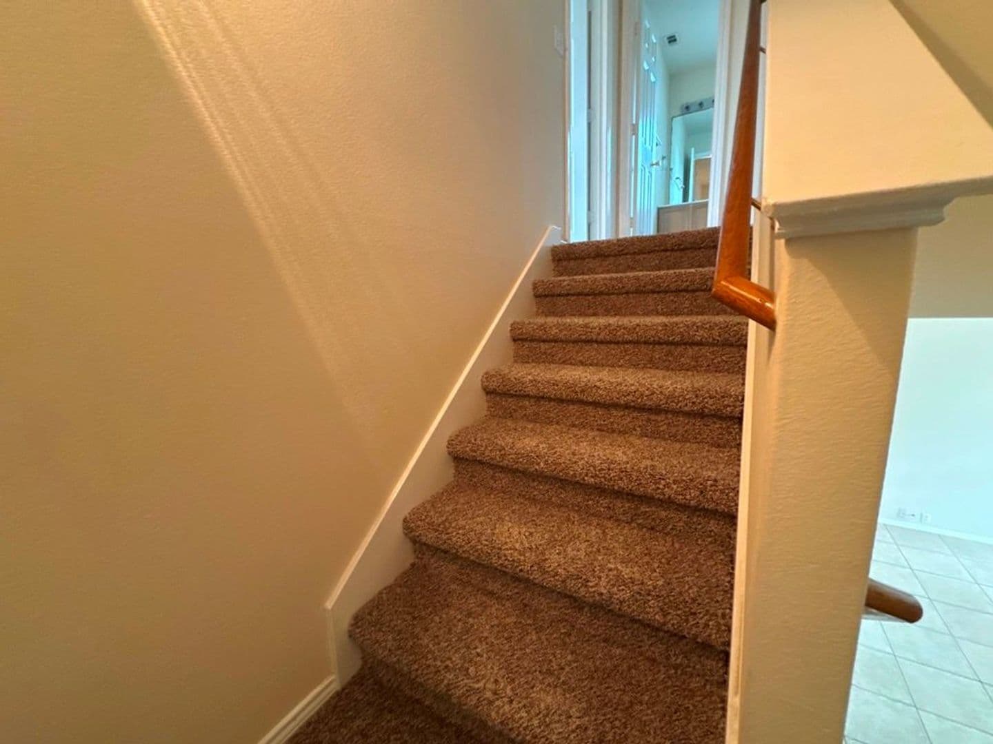Kyle Apartment: 251A Utterback