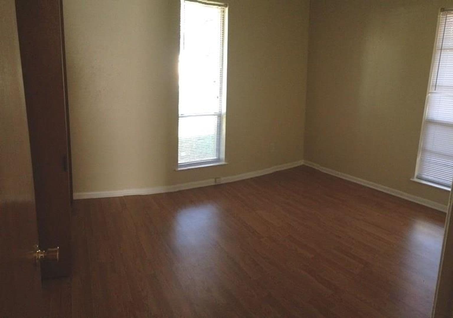 Round Rock Apartment: 1305 Glenda Dr.