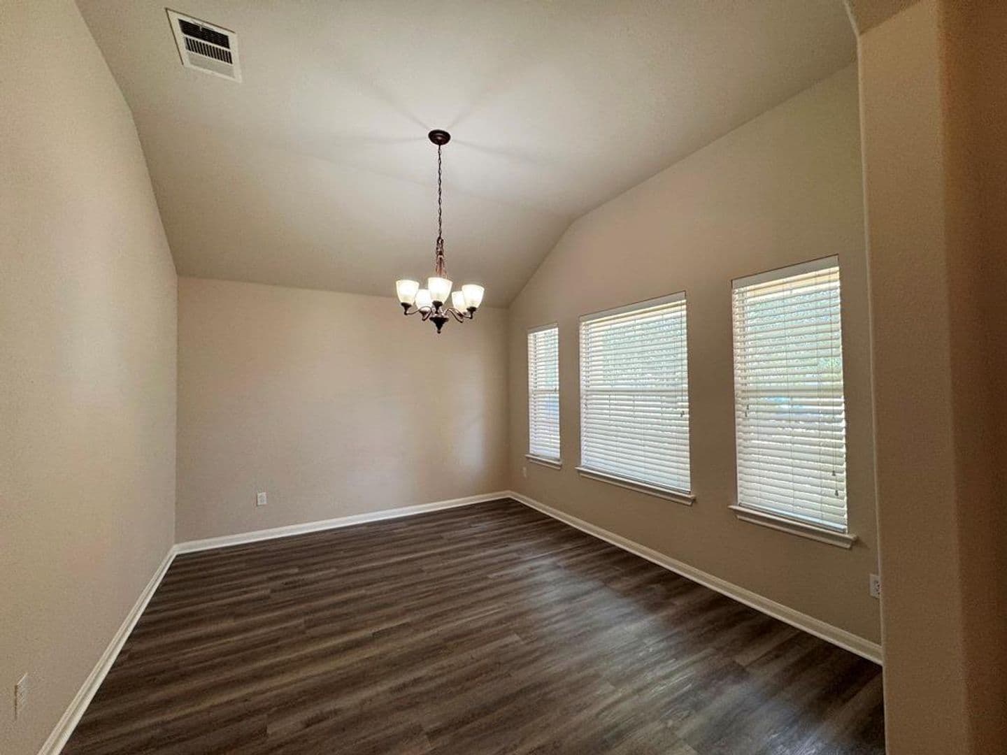 Kyle House: 285 Amber Ash Dr.