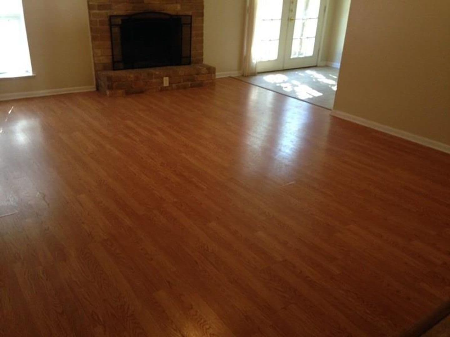 Round Rock Apartment: 1305 Glenda Dr.