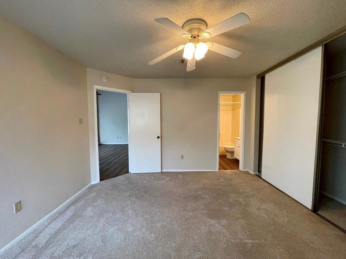Austin House: 16719 Whitebrush Loop